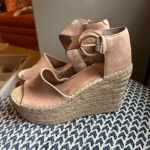 Brand new Marc Fisher platform wedges size 6.5